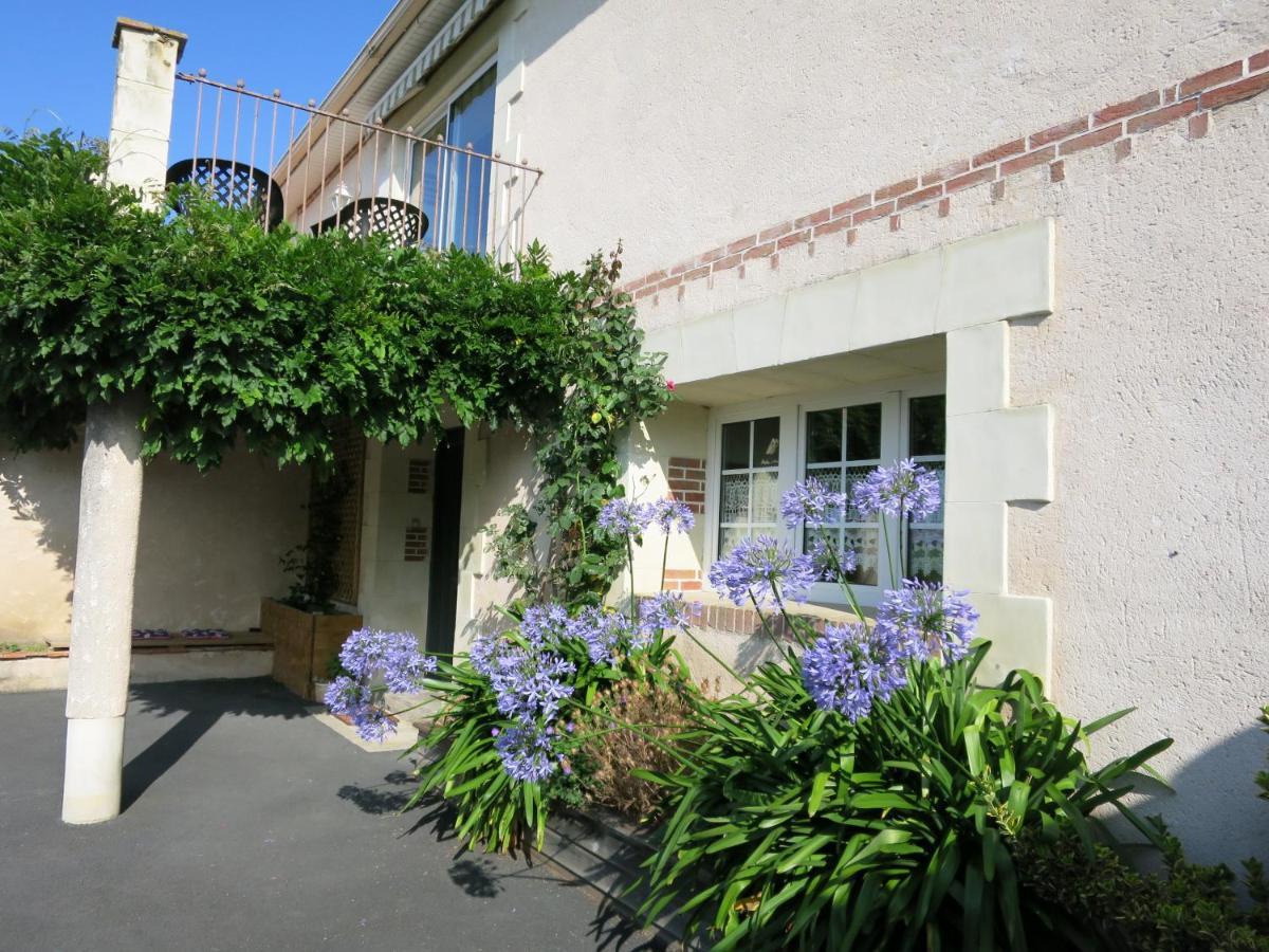Les Bienfaits D'Harmonium Bed & Breakfast La Chapelle-Gaudin Екстериор снимка